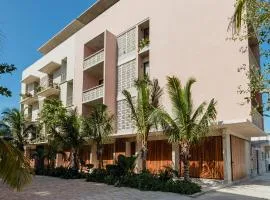 Hola Donceles Suites