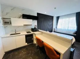 Walking-distance condos near Nai Harn Beach Utopia P319 2