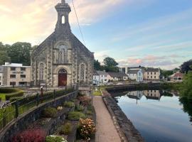 Riverside House: Donegal şehrinde bir otel
