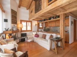 Holiday Home Chesa Cavril by Interhome, Hotel in Maloja