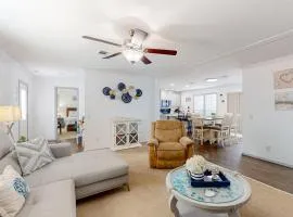 Boat Dock! Canal-Front Family Retreat in PCB