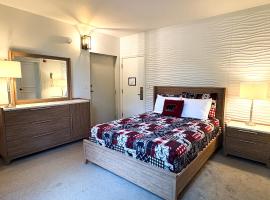 Attitash Hotel Room-AC, Pool, Hot Tub, Storyland, hotel a Bartlett