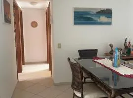 Caioba Comodoro - Apartamento com 3 Quartos a 1 Quadra da Praia