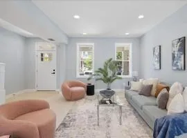 3 bd 3 bath Luxury Town Home