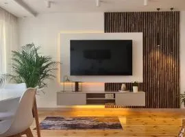 TARNO Lake Apartment