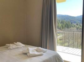 Village House by nature, hotel a Karkaloú