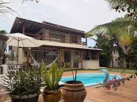 Villa Amarela