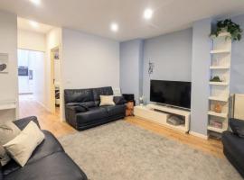 Modern City-Centre Apartment, 10 Min to Brussels, hotel a Halle