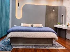 Private Rooftop Penthouse , Himalayan Views