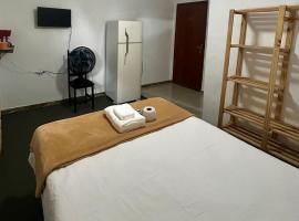 Suítes Praia – hotel w mieście Marataízes