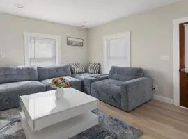 Elmira Street Retreat