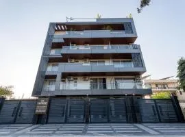 The Hi-Rise