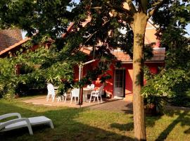 Maison charmante à Stotzheim avec jardin et terrasse, hotel a Stotzheim