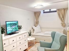 Urlaub im Herzen Wismars Souterrain N, hotel in Wismar