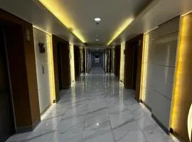 Mall of Asia condo Shore 3