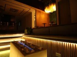 Santa Barbara Central Suites