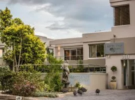 Hermanus Manor