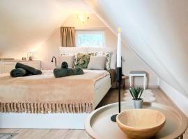 Ezüstfenyő vendégház, hotel v mestu Balatonalmádi