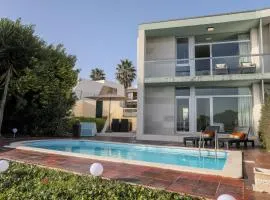 Casa Andorinha With Private Pool & Coastal Views