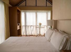 Natalna Boutique Home La Union: Bacnotan şehrinde bir otel