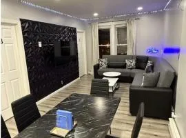 EWRBNB- Private bedroom in a Well Spaced Shared Apartment 4