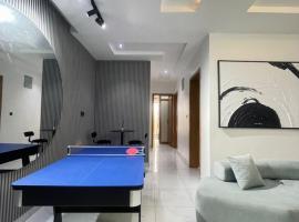 Urban Haven Stay, hotel i Ikate