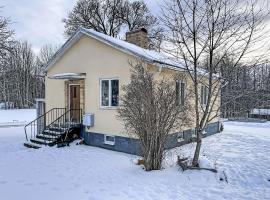 Holiday Home Skolhuset by Interhome、Gullringenのホテル