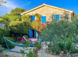 Old Stonehouse Stari San