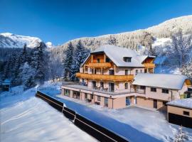 Lärchenhof Top 01, Hotel in Mauterndorf