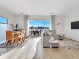 "The Beach Break" Laid-back Comfort by Aldinga Beach