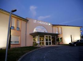 The Originals City, Hôtel Le Causséa, Castres (Inter-Hotel)、カストルのホテル