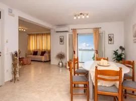 "The Veranda at Acharavi", Lakis Home - Bright and Spacious Apartment in the Centre of Acharavi, Walking Distance to the Beach