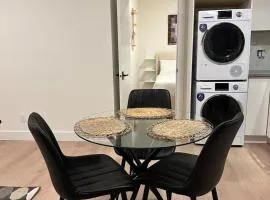 Cozy 2 Bedroom Suite in Burnaby