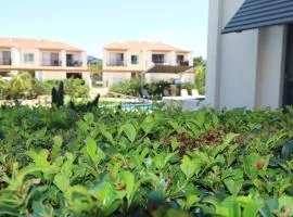 Breakers Unit 1 3 - LJHooker Yamba