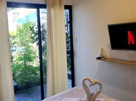 Habitación privada AC, desayunos piscina en Casa Greemat