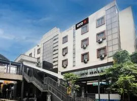 Hotel O Grand Sandarshini Inn Near MGBS Bus station