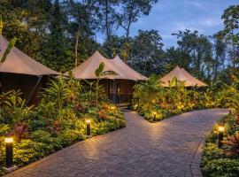Tifakara by the Waterfall, hotel v mestu Fortuna