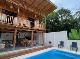 Jacaranda House, rustic, Private Pool
