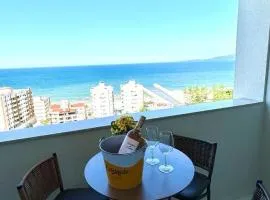 Hermoso apartamento con vista al Mar