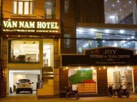 Vân Nam Hotel