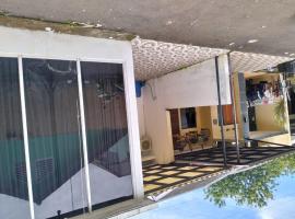 Rezeki family, hotel v destinaci Kedunghalang