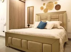 Apartasuite de Lujo con Vista al Mar y Piscinas