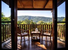 Two Little Witches Cottage Retreats – hotel w mieście Ocean View