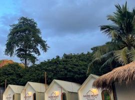 กู๊ดไนท์แคมป์ปิ้งชะอม Good Night Camping Cha-om, hotel a Ban Bung Mai