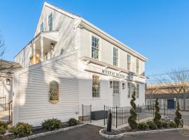 The Mystic River Inn - Downtown, hotel em Groton