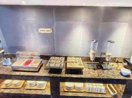 James Joyce Coffetel· Changde Liuyehu, hotel v Changde