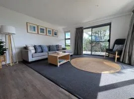 Ground Floor Spa Apartment Corrigans Cove