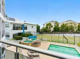 Elegant Coolum Seaside Retreat