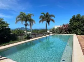 Le Reve Wake up to sunrises and tropical breezes