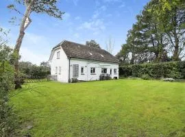 Rofford Lodge